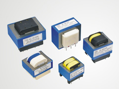 十屆全國人大常委會副委員長顧秀蓮參加第十六屆中國質(zhì)量高層論壇